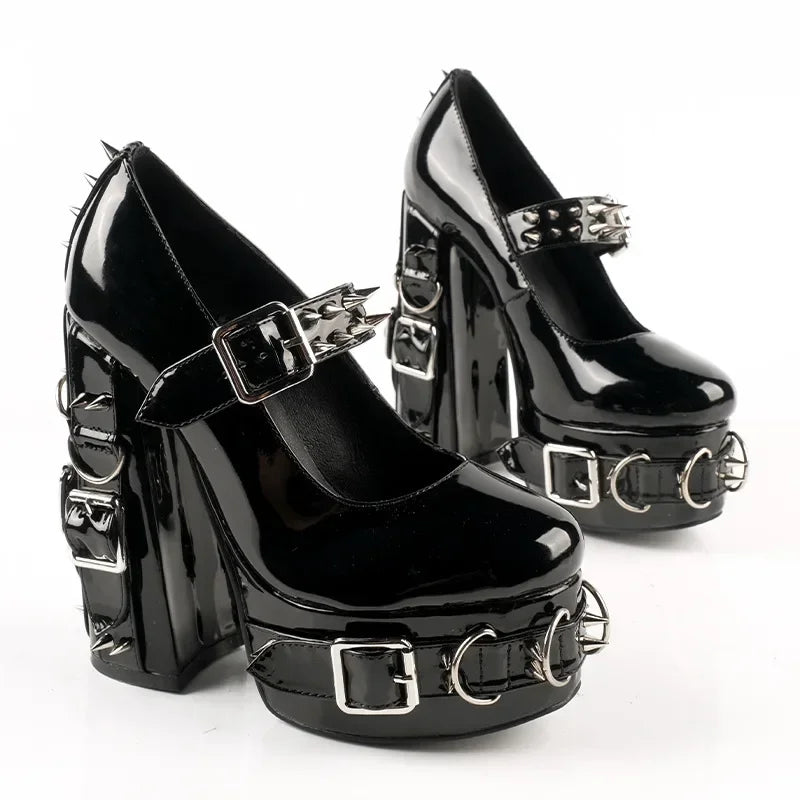 Zapatillas Góticas de Tacón Alto con Hebilla, Anillos y Remaches – Zapatos Sexy de Plataforma Estilo Cosplay