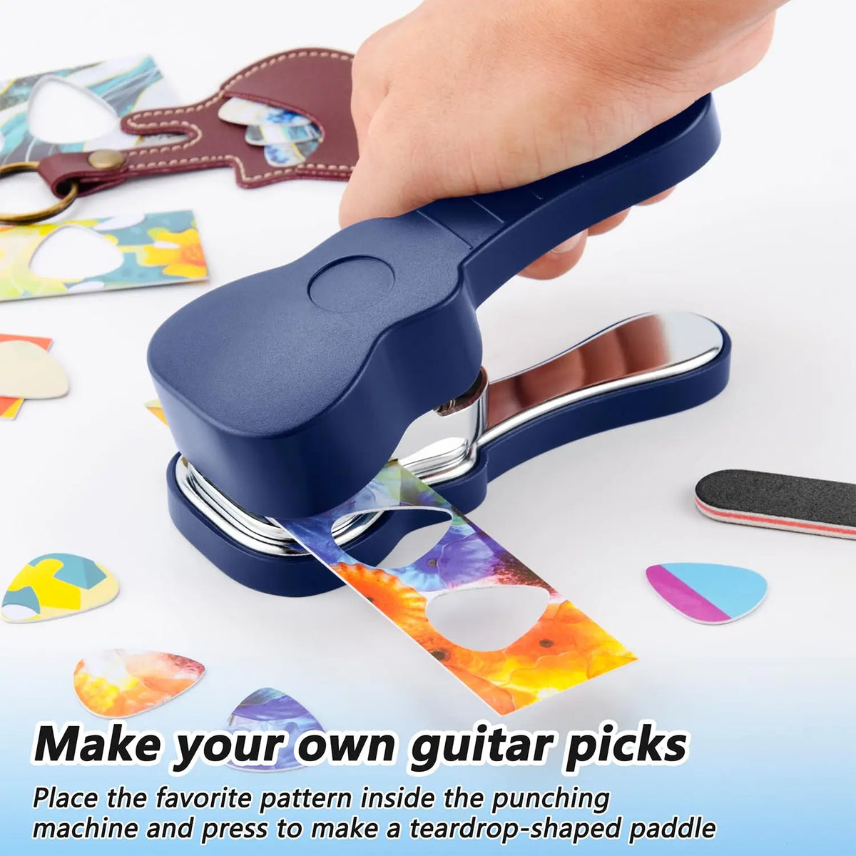 Kit Perforadora de Púas de Guitarra DIY – Cortador de Púas con 15 Tiras, Llavero y Lima, Regalo Original para Guitarristas